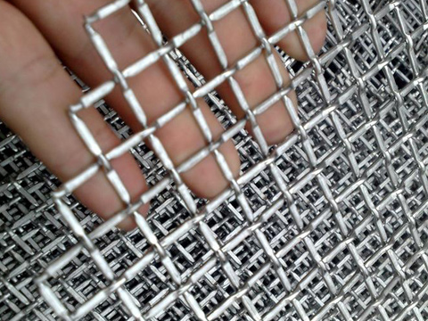 Crimped wire mesh