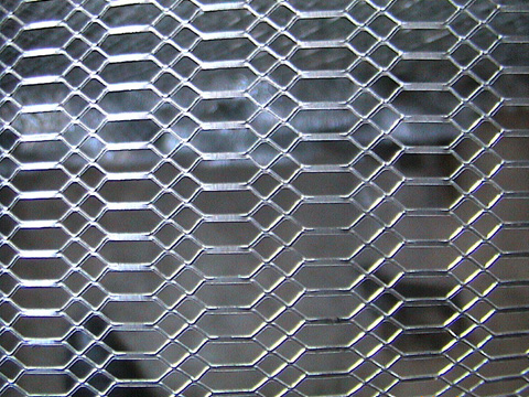 Expanded metal mesh