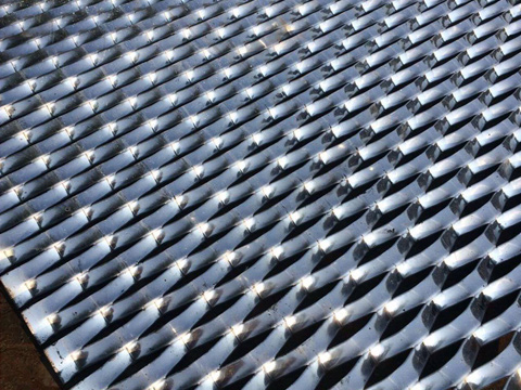 Aluminum pedal mesh